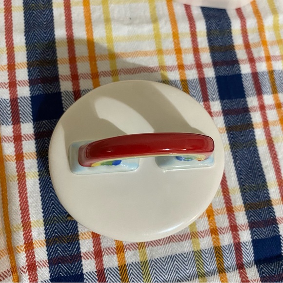 Rainbow Mug with Lid - Rae Dunn - NWOT never used - Picture 6 of 9